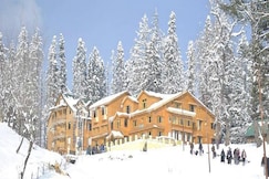 Hotel Khaleel Palace Gulmarg, Gulmarg