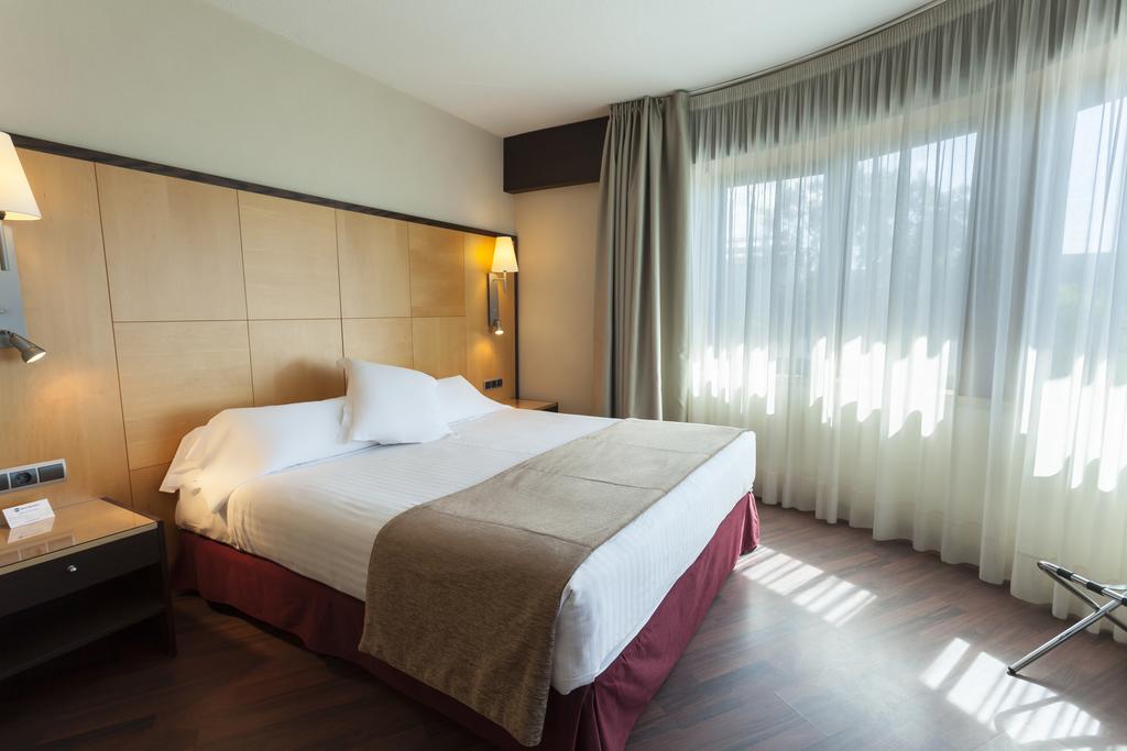 Best Western Hotel Mediterraneo - Tap to explore photos