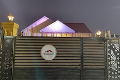 Gagan's Abode 2BR Villa| Private Pool by Homeyhuts, Lonavala