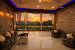 Shourya Homestay - 2 BHK, Bir Billing