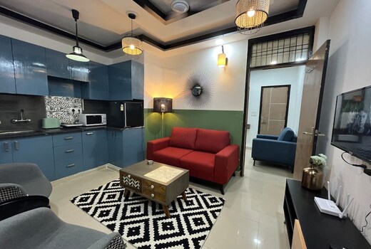Crepe | AIRPORT | metro | Dwarka | 1bhk