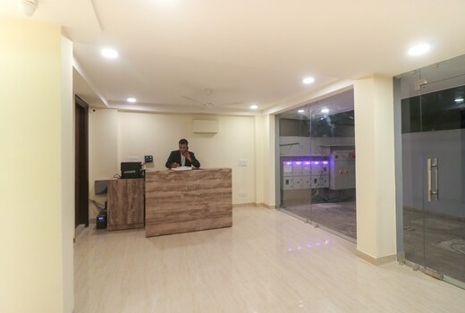 Hotel O Comfort Residency Near Artemis Hospital