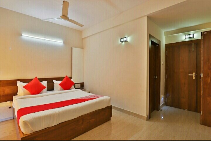 TULSI ROOMS N BANQUET - Tap to explore photos