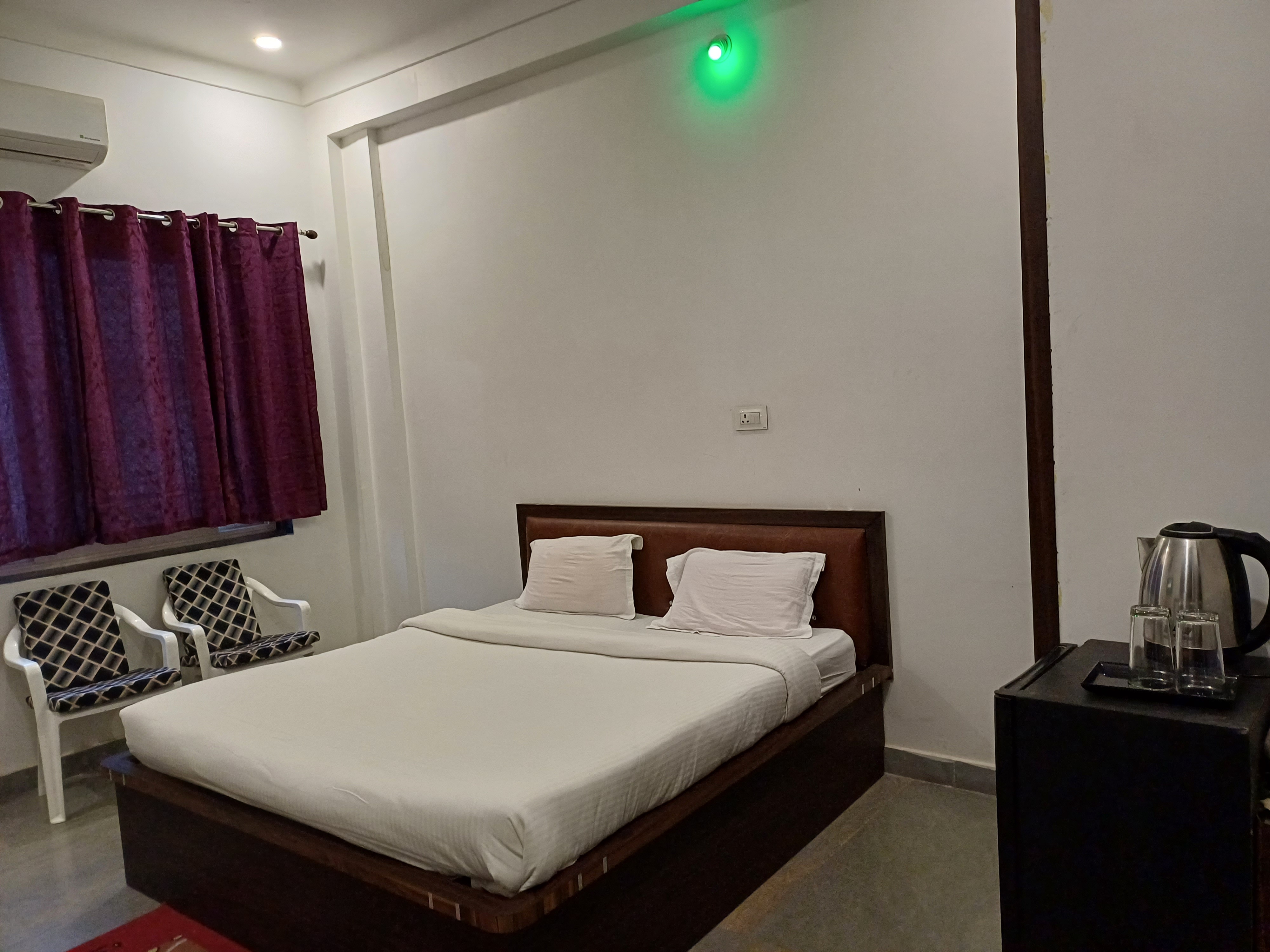 Chittorgarh Inn - Tap to explore photos