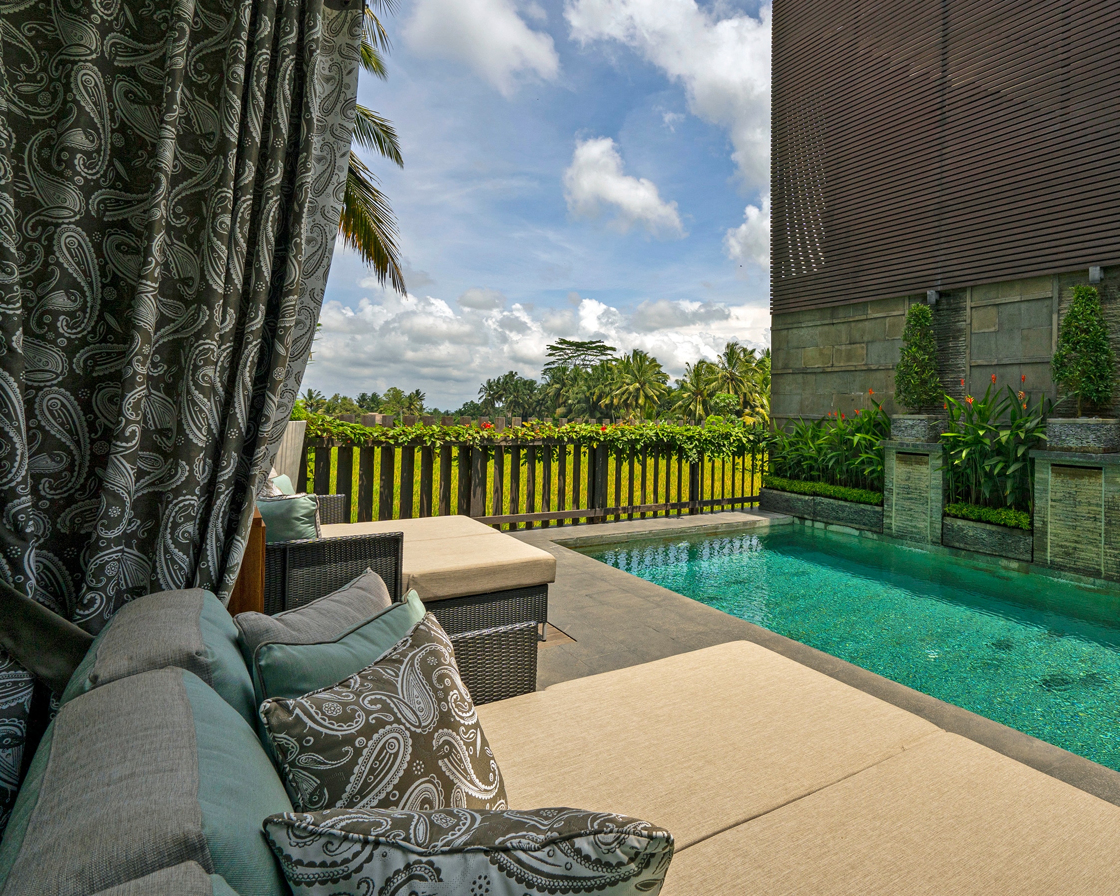 The Luxe Ubud - Tap to explore photos