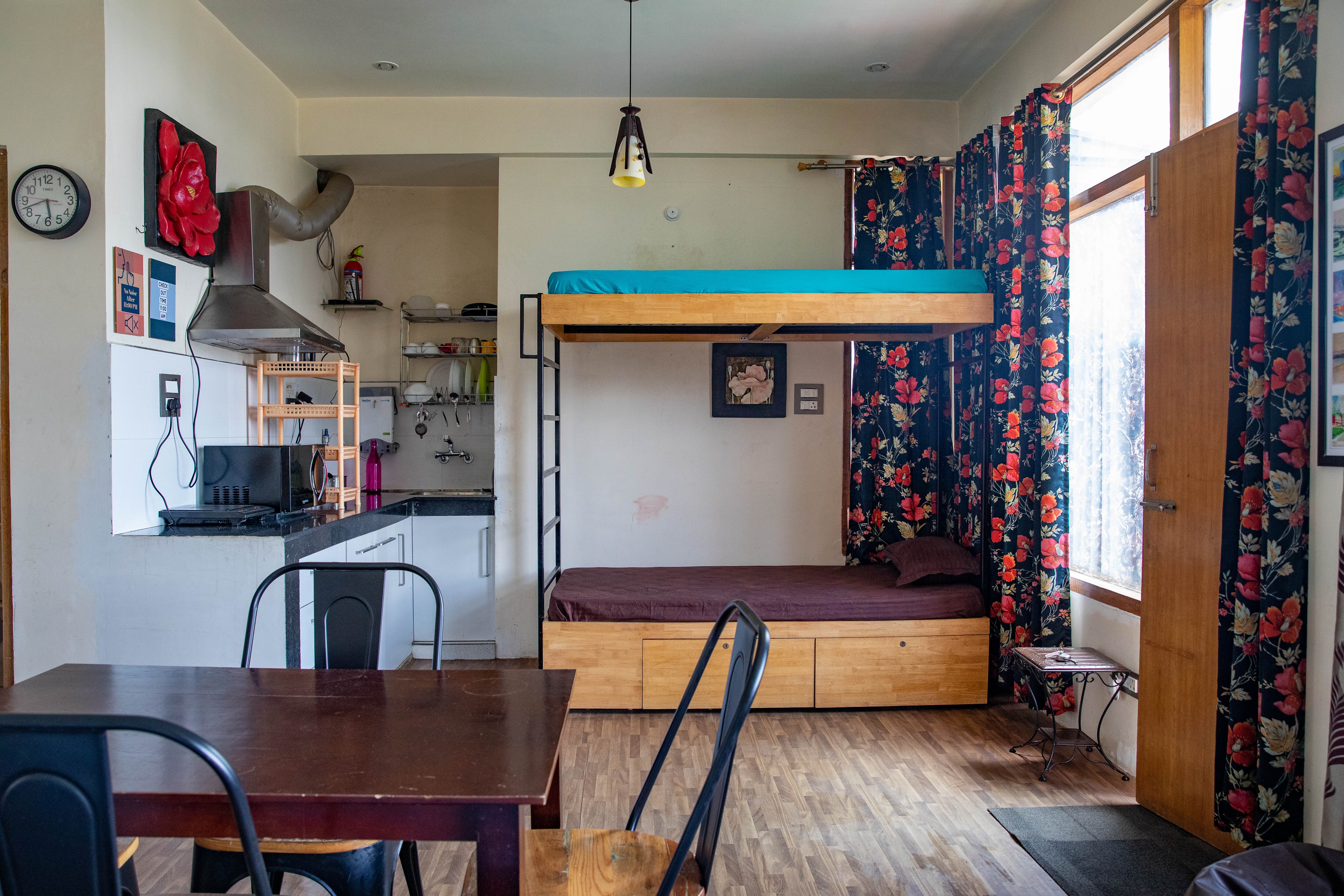 Hillspeak Homestay I Cozy Suite - Tap to explore photos