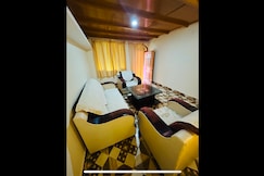 Holiday Hom Stay, Mukteshwar