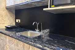 Skyviewstay, Greater Noida