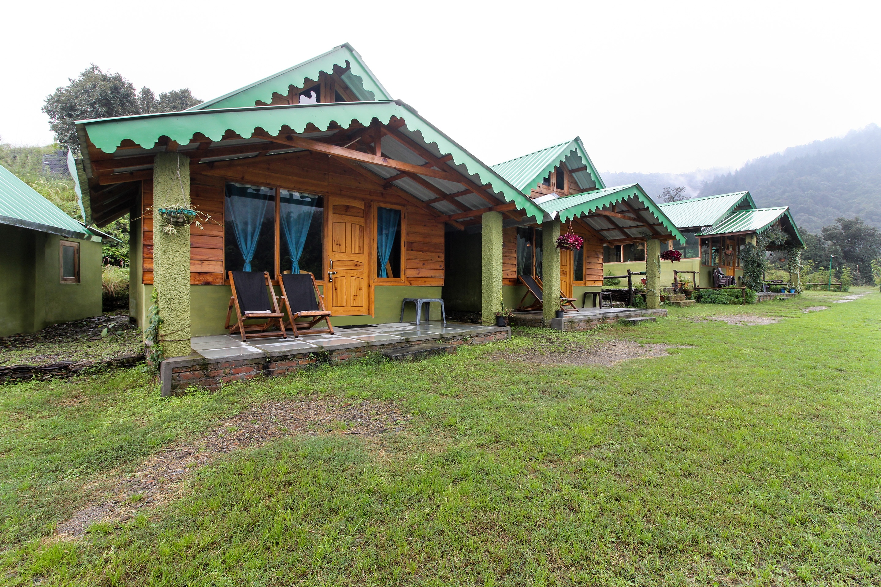 Pinewood Cottage Pangot Best Rates On Pangot Hotel Deals Reviews Photos