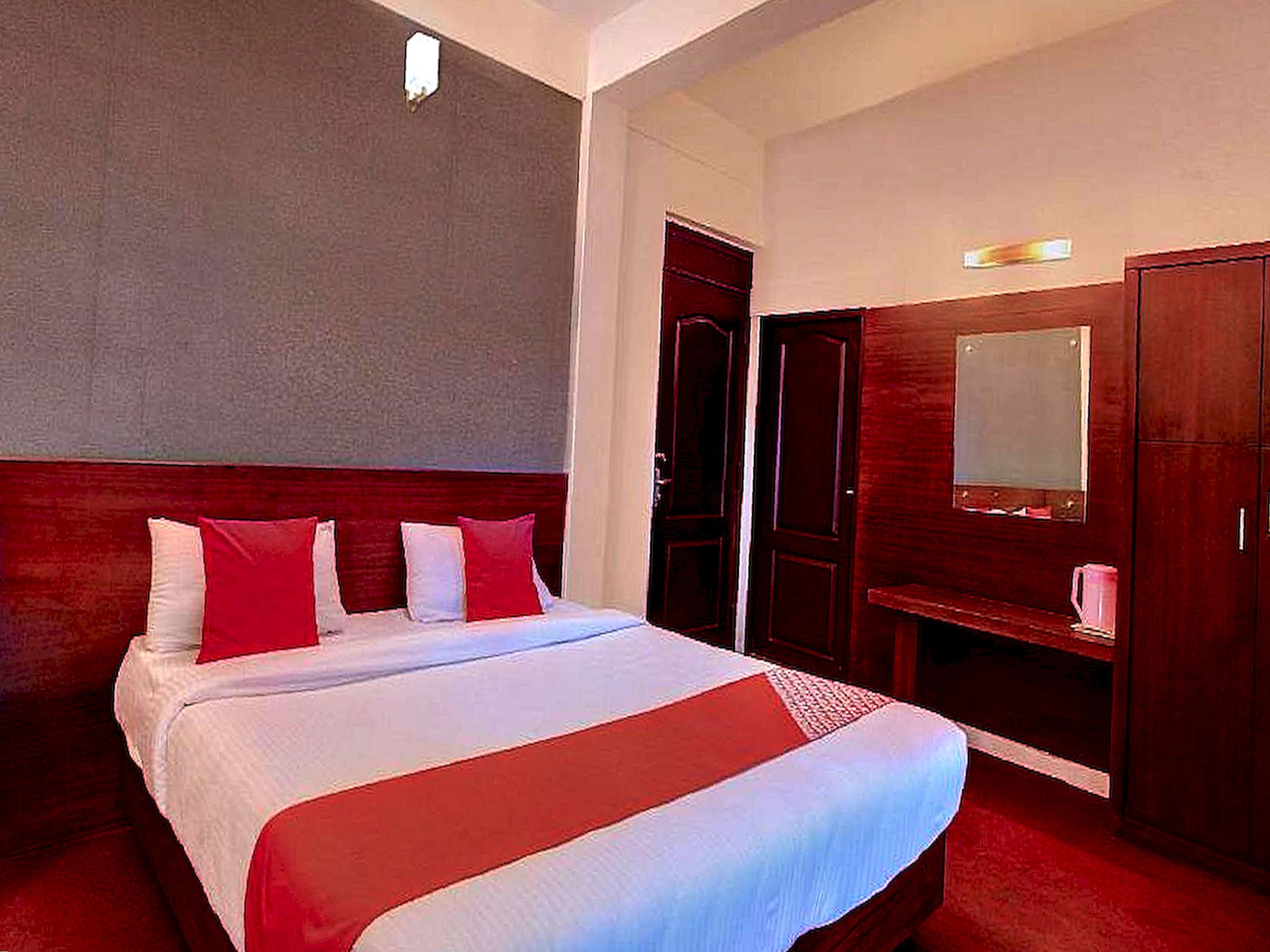 Hotel O Ooty Residency - Tap to explore photos