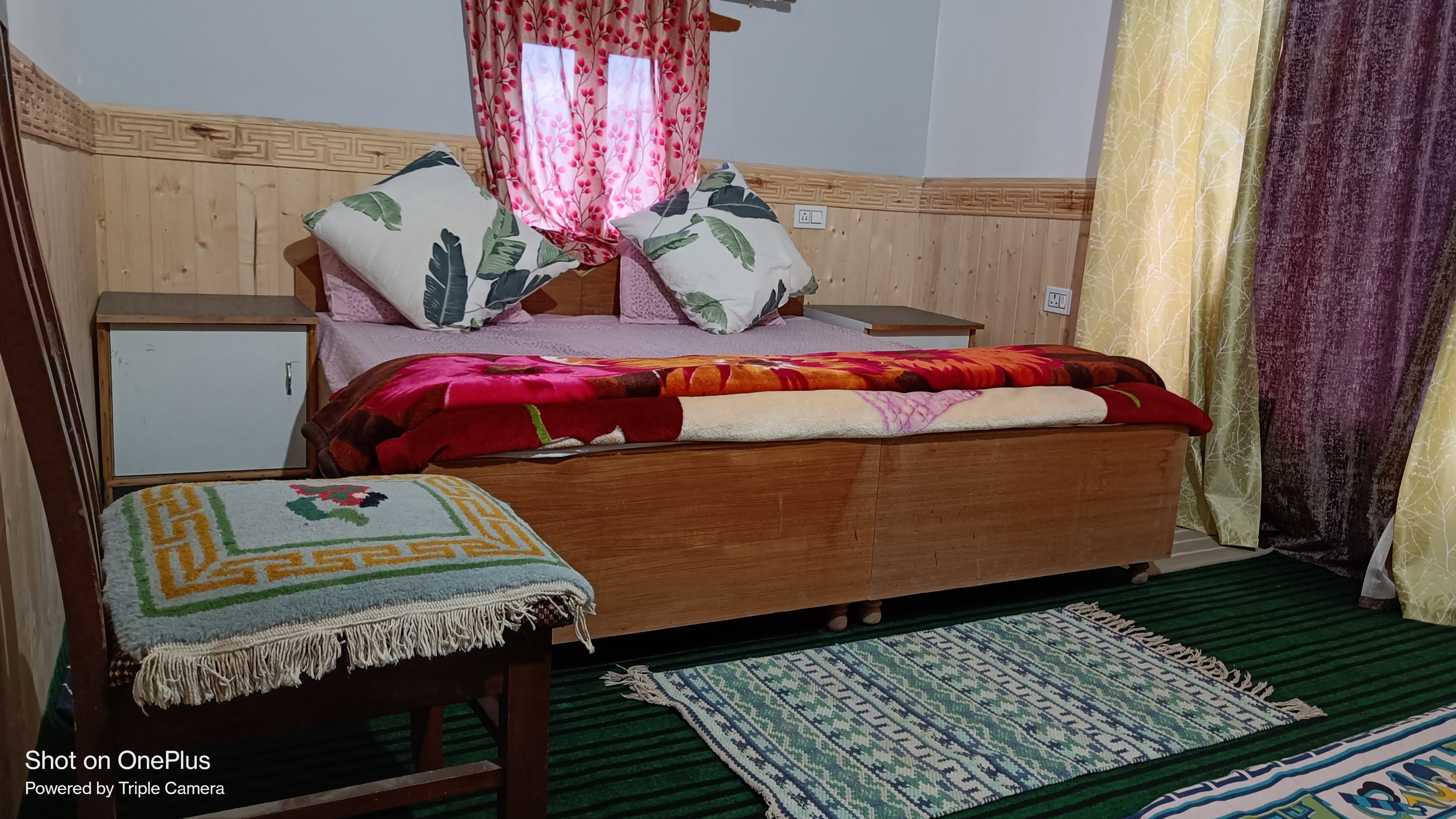 Manirang cafe and home stay - Tap to explore photos