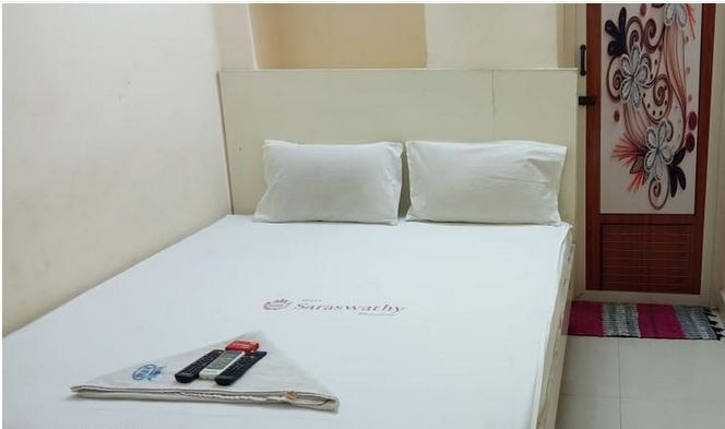 Hotel Saraswathy Bhavanam - Tap to explore photos