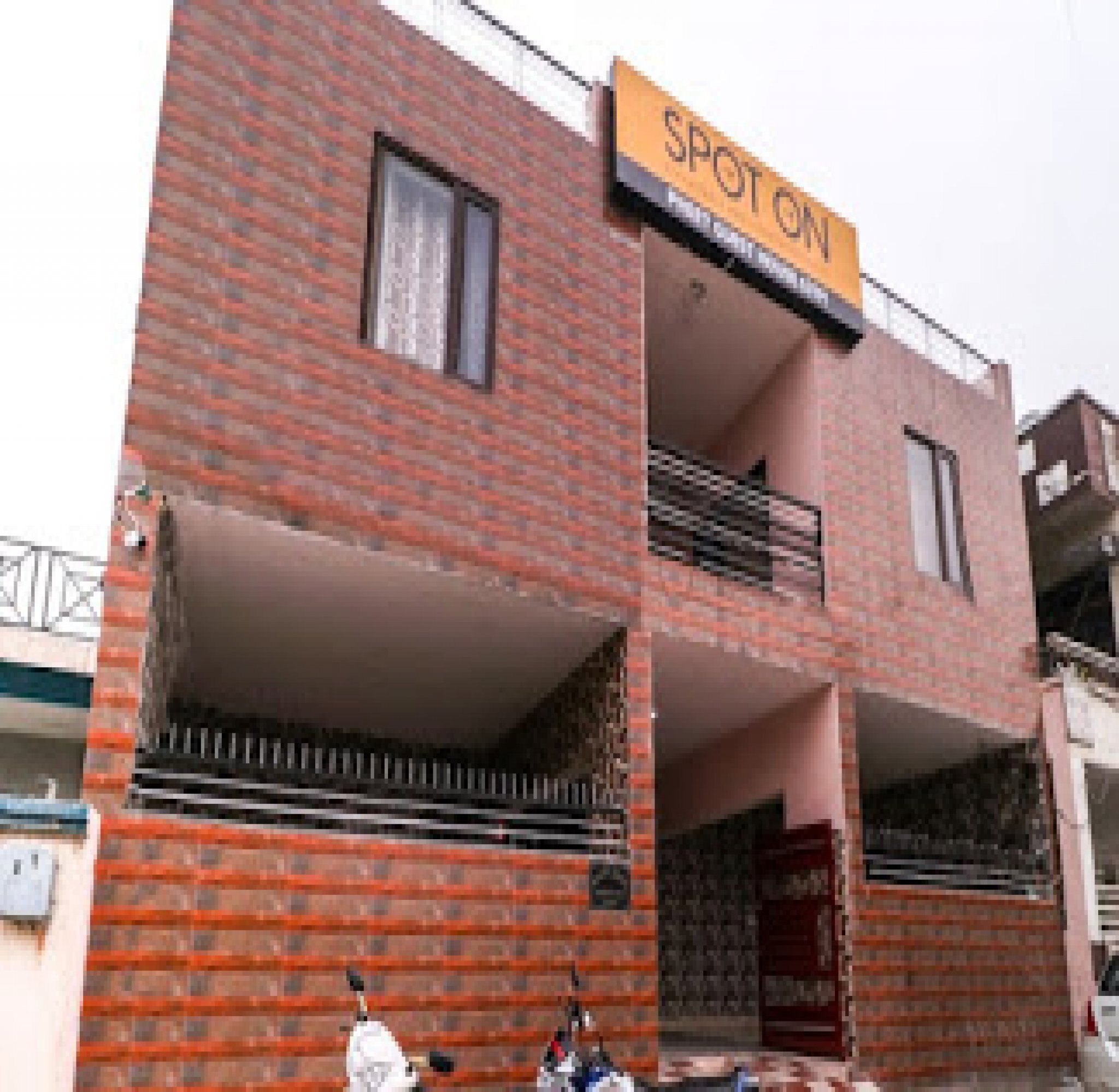 PREET GUEST HOUSE - Tap to explore photos