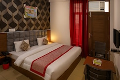 Hotel Quadis 51, Noida