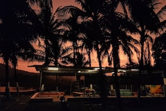 Lake N Trails Exotic Glamping, Karjat