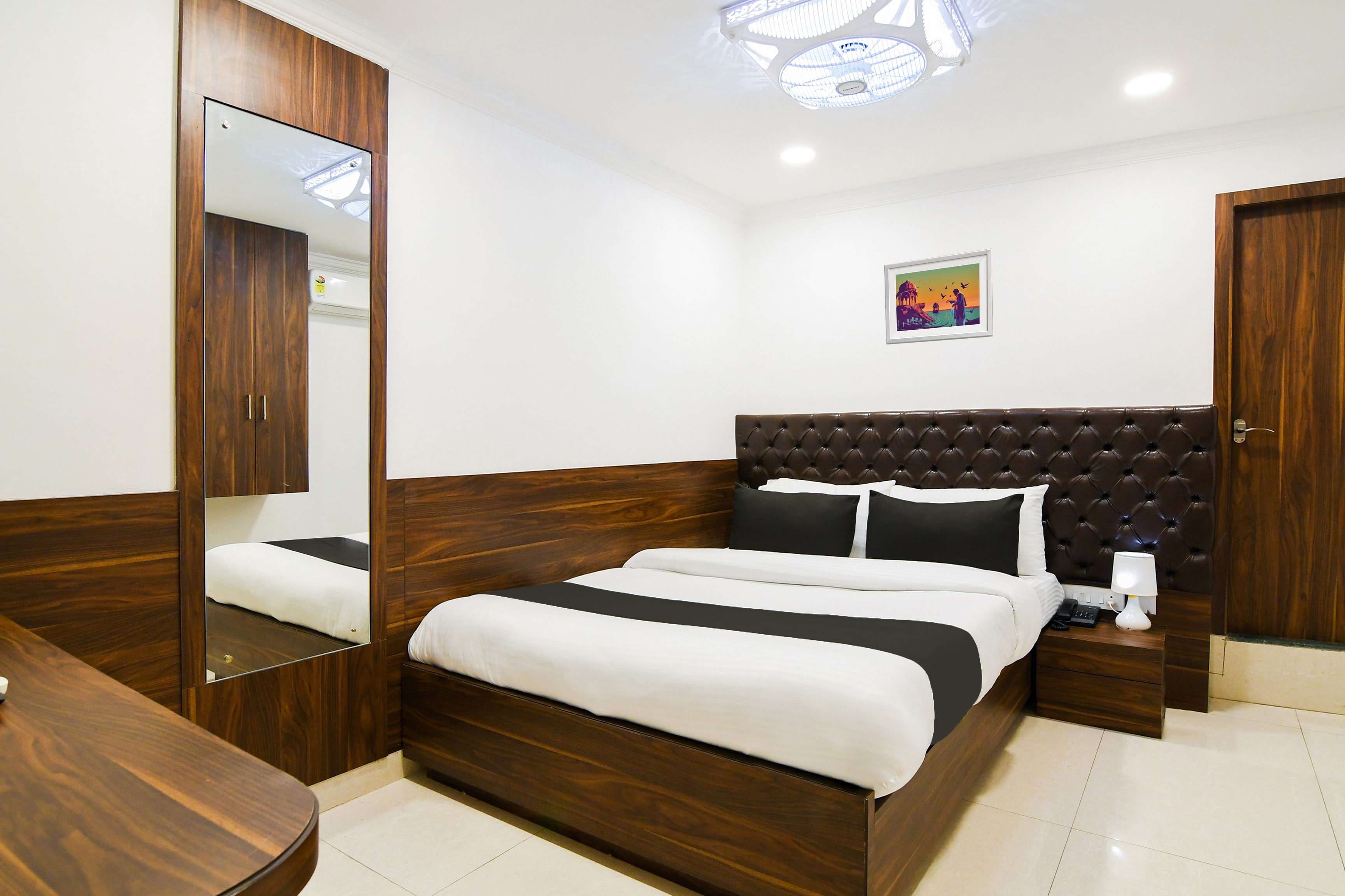 Super Hotel O Eminent Hotel - Tap to explore photos