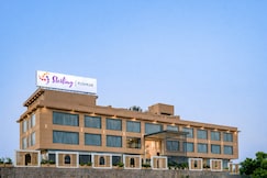 Sterling Pushkar, Pushkar