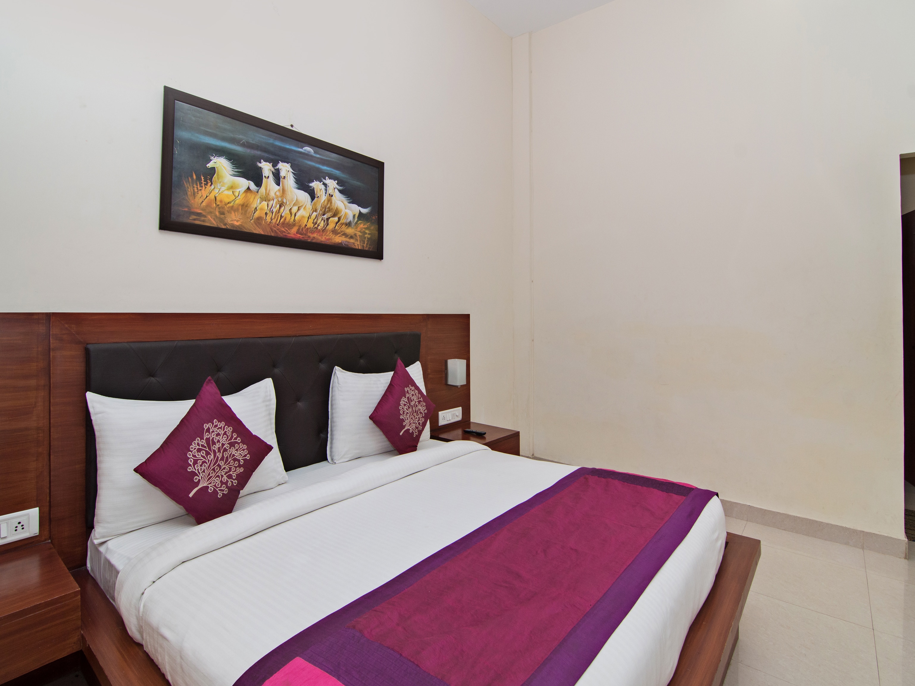 Babian Imperial Heritage Resort - Tap to explore photos