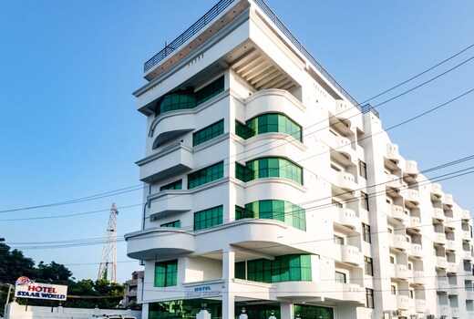 HOTEL STAAR WORLD