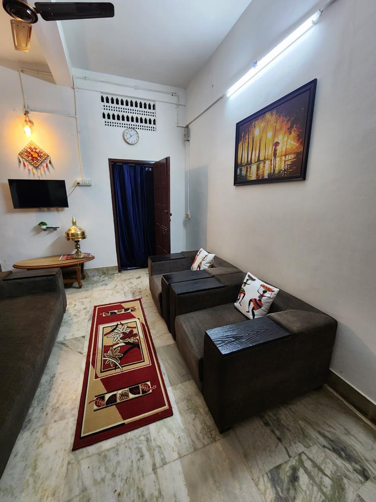 Belas Homes 5min From Guwahati Medical college - Tap to explore photos