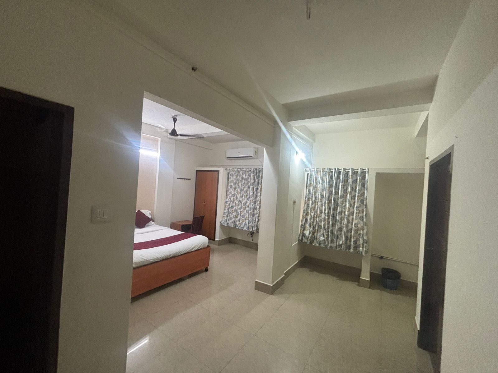 Kankanady Residency - Tap to explore photos