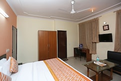 Hotel O Kalkaji Residency Bnb Near Lotus Temple, Delhi