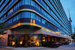Hotel Berlin Alexanderplatz by Leonardo Hotels, Berlin