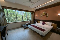 Hotel Lerida, Mumbai