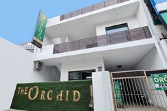 THE ORCHID HOTEL - Budget Rooms for Families, Couples & Corporates, Phillaur