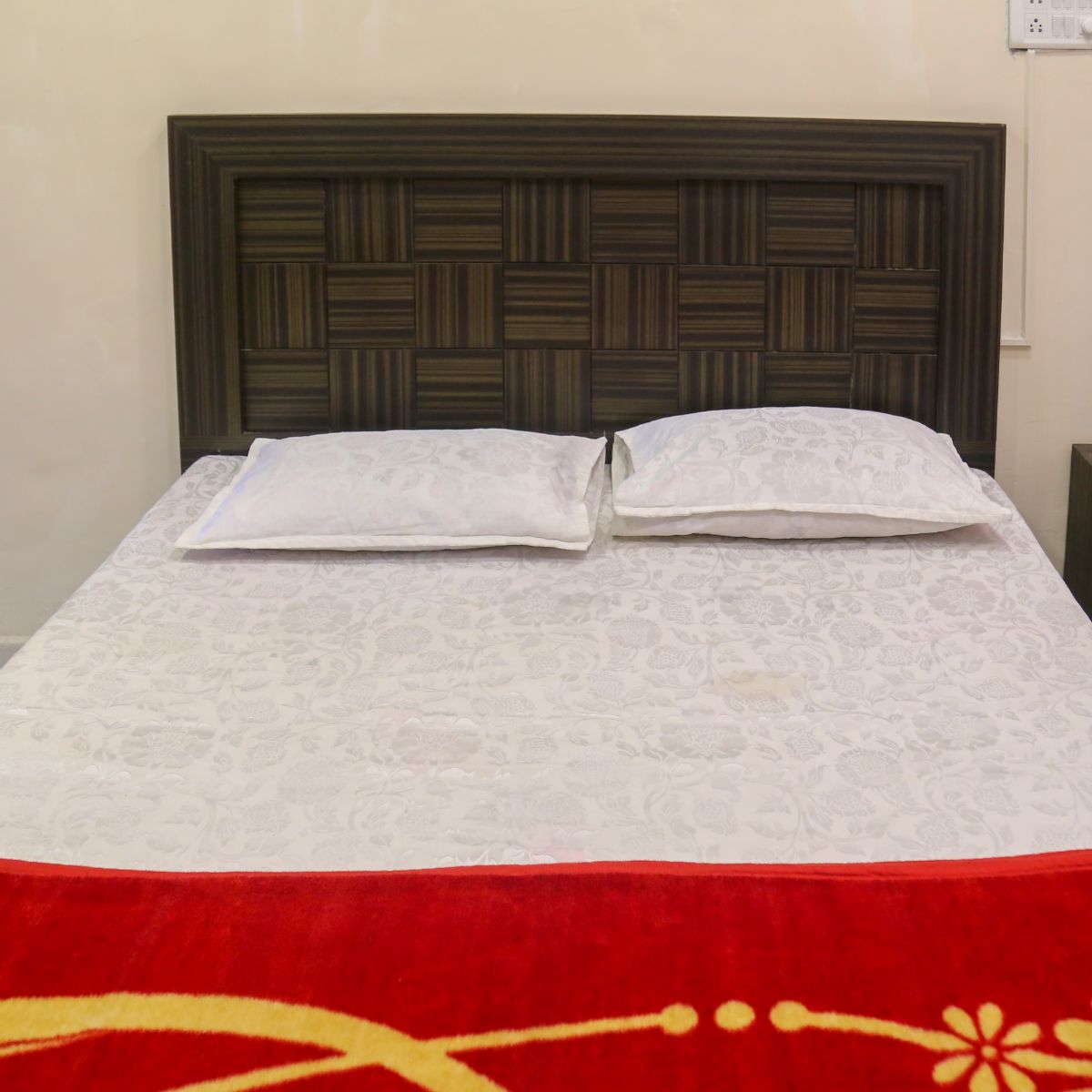 Jannat Villa Bungalow No.14 | 2 BHK Villa - Tap to explore photos