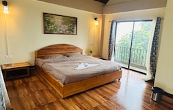 Executive View Room