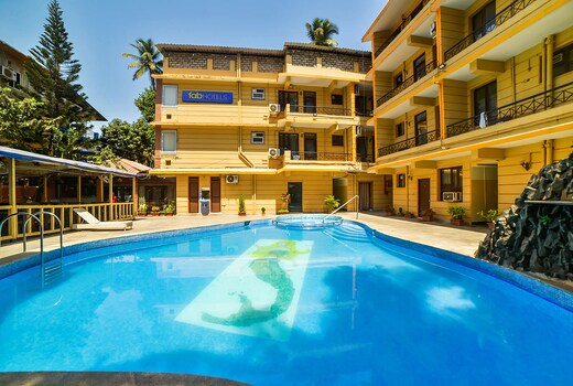 FabHotel Kris Resort - Nr. Calangute Beach