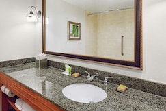 DoubleTree Raleigh Durham Airport at Research Triangle Park, Wake