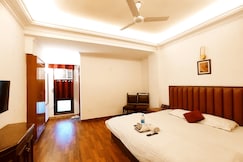THE GRAND PLAZA - A Vintage Rooms By Organica Group, Phagwara