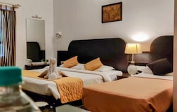 Queen Suite (Village Facing)