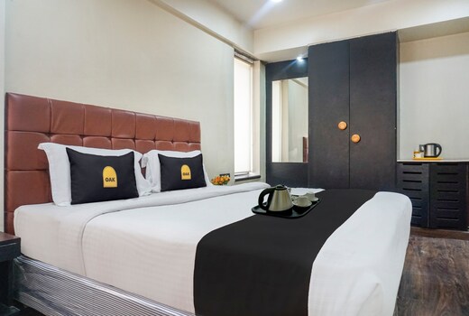 Townhouse OAK SR Hotel wakad