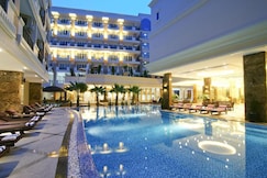 LK Miracle Suite Hotel Pattaya, Pattaya