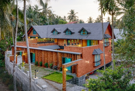 Tentgram Brick House