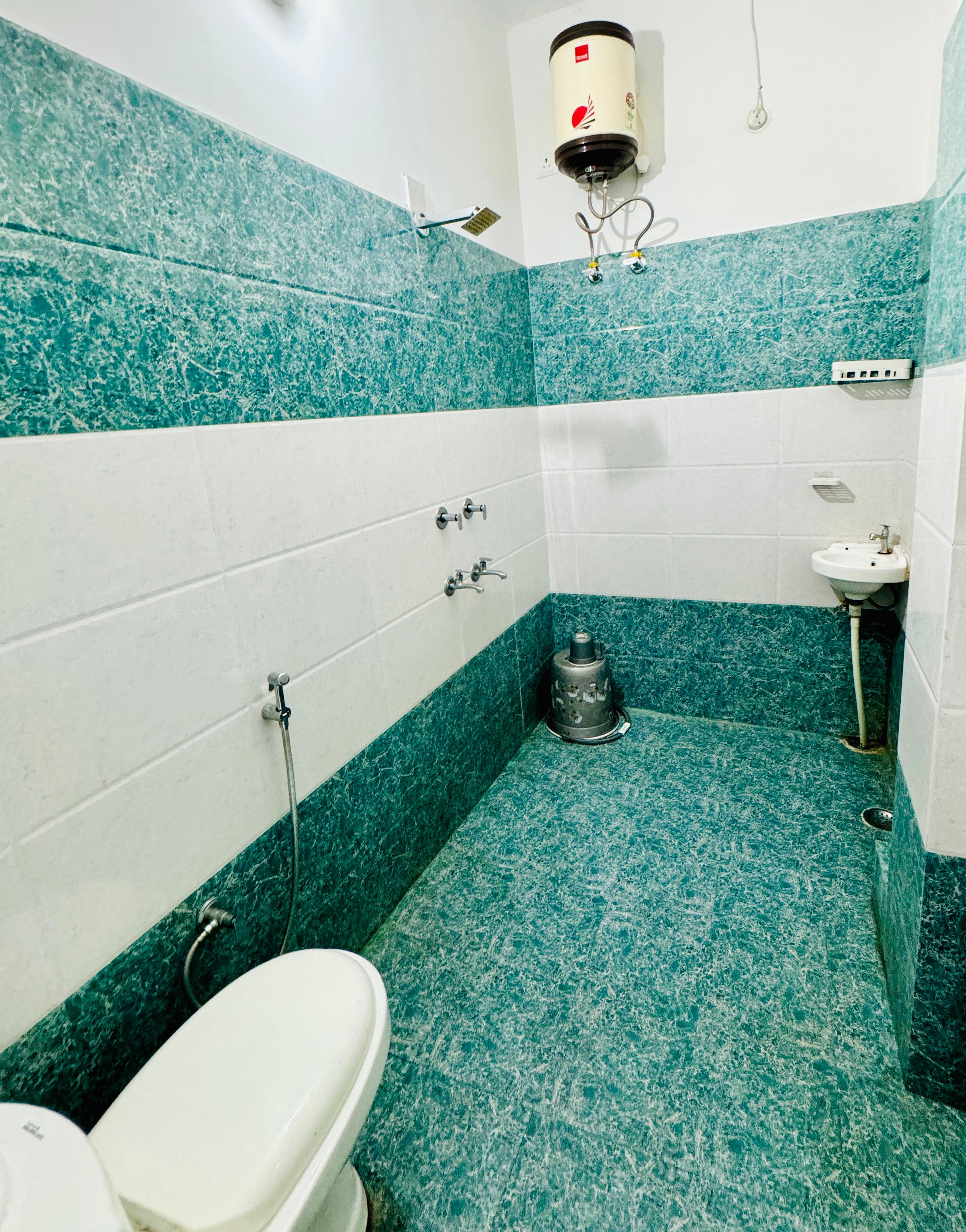 Hotel Heartwood City Corbett - Tap to explore photos