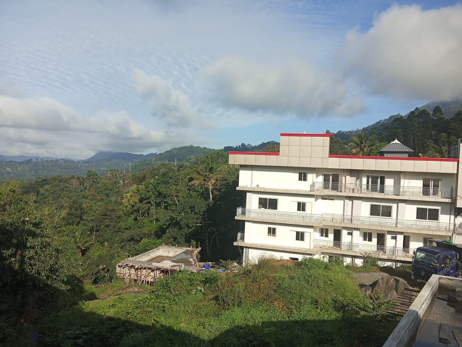 Aspiring 4BHK - Tap to explore photos