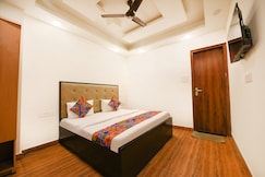 FabHotel Santosh Residency, Delhi