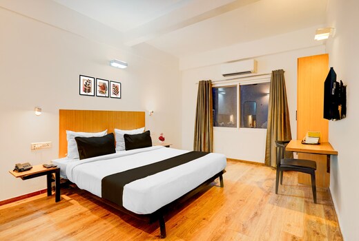 Super Townhouse HAL Indiranagar Extension