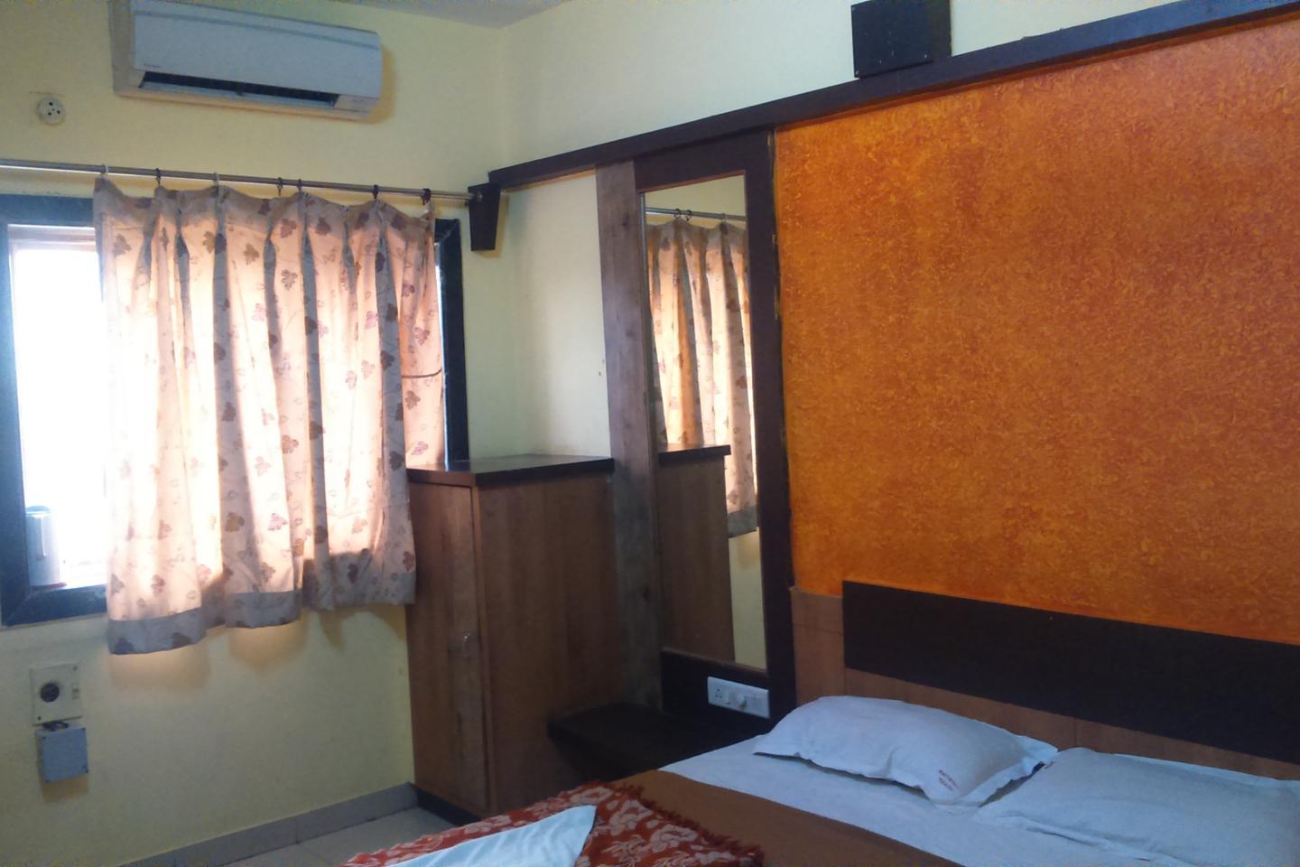Deluxe Double Ac Room 1