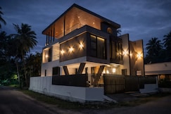 6 Bed AC Villa City View Sleeps 12 Karaikal, Tarangambadi
