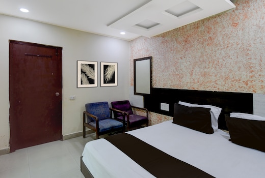 Hotel O Zee Residency