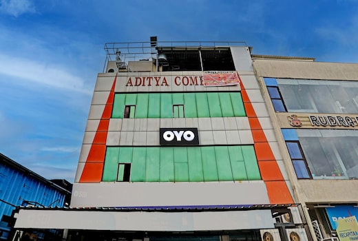 Collection O Aditya Inn