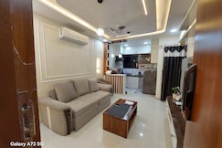 The Pinnacle Retreat Premium AC Entire Appartement, Hingana
