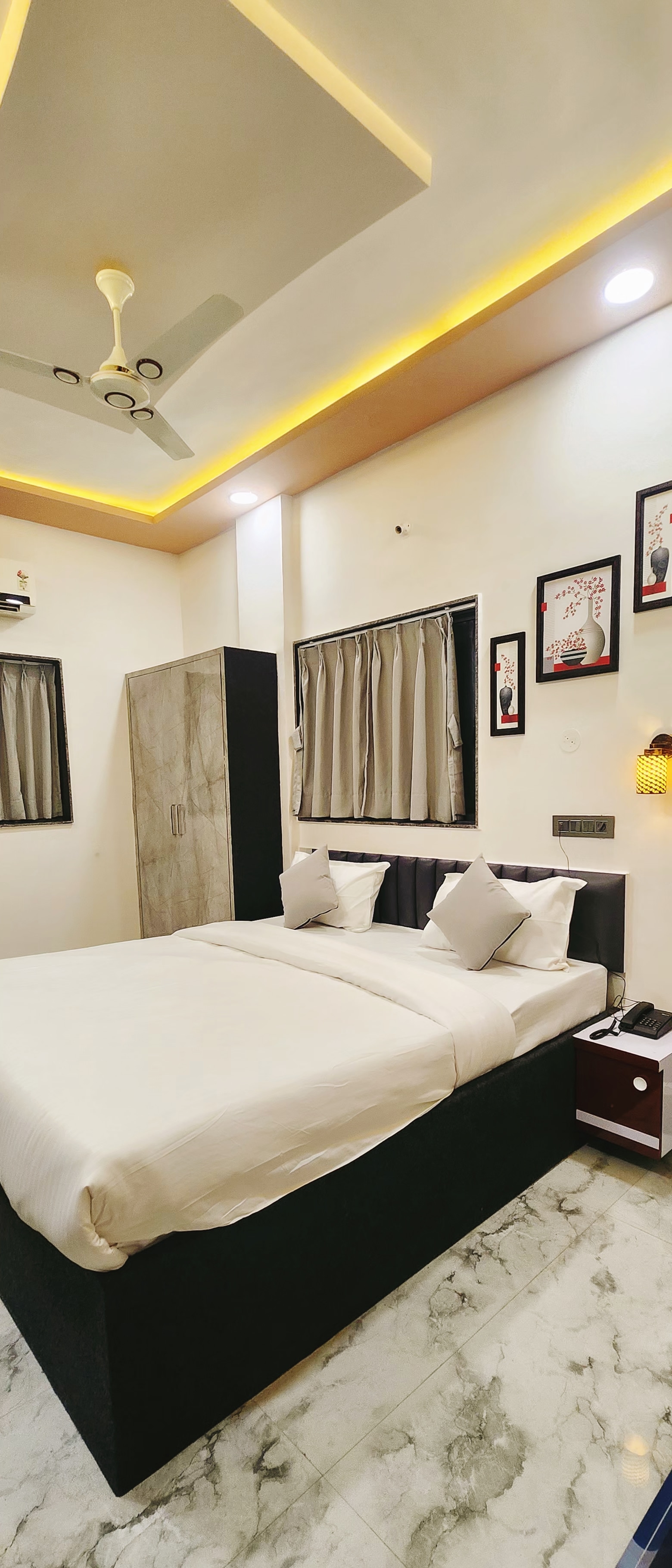 Hotel Sahara Residency - Tap to explore photos