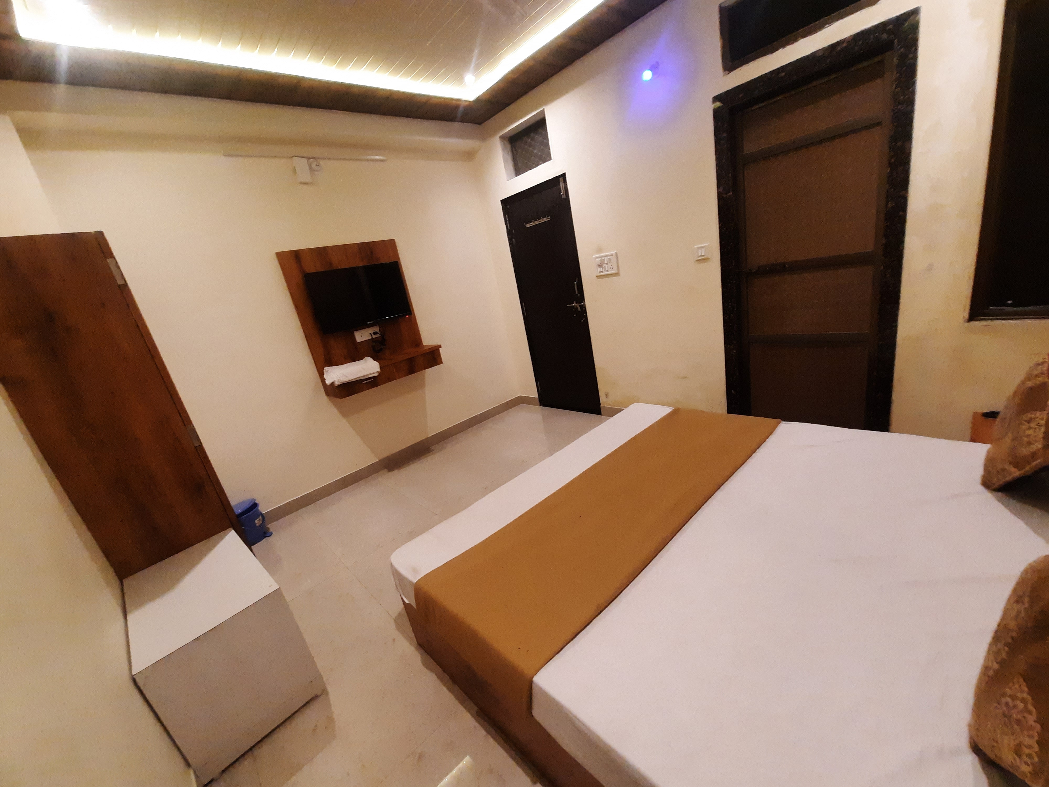 Hotel Mangal Bhog Nathdwara - Tap to explore photos