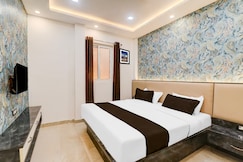 HOTEL O APPLE INN BEHIND STATE BANK OF INDIA, Lucknow